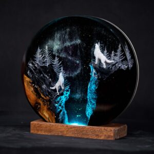 Aurora Borealis Howling Wolfs lamp 8
