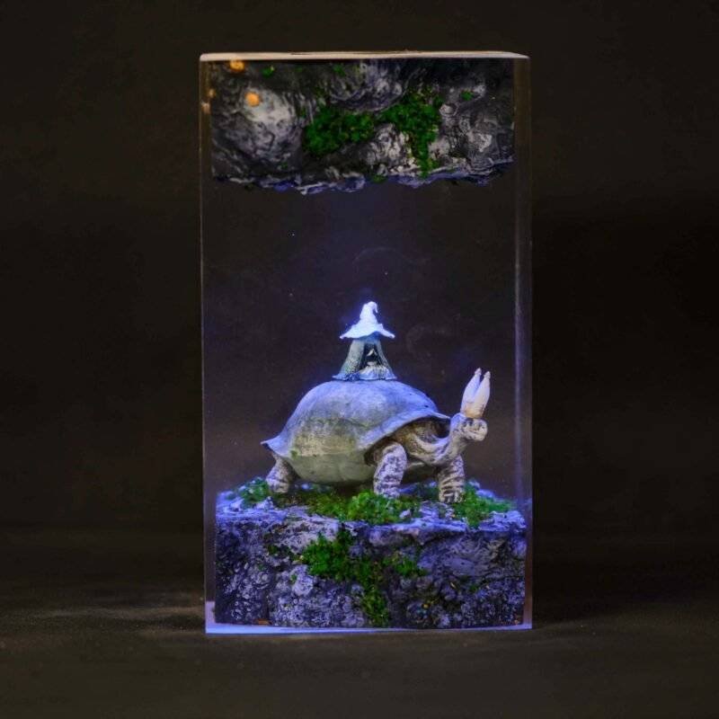 Turtle Pope and Ranni night light 1