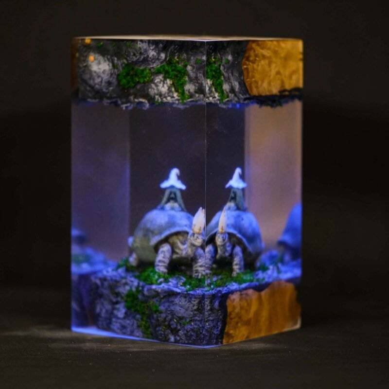 Turtle Pope and Ranni night light 2