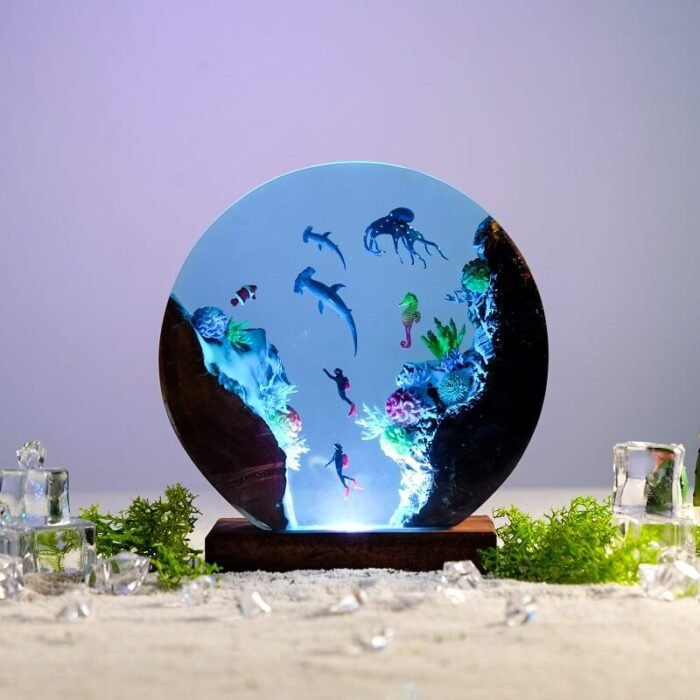 Resin ocean lamp - picture 8