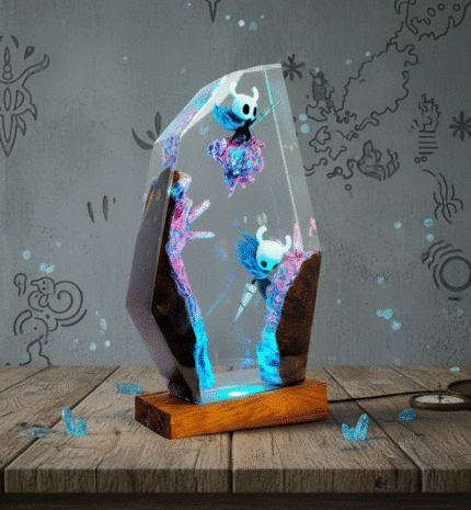 Hollow Knight and Hornet resin diorama lamp